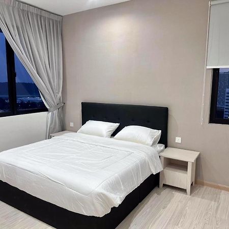 Wanderlust Retreat Aparthotel Bayan Lepas Buitenkant foto